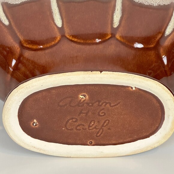 Vintage Aborn California H-6 Mid-century Brown Ceramic Pottery Fan Vase - Picture 7 of 10